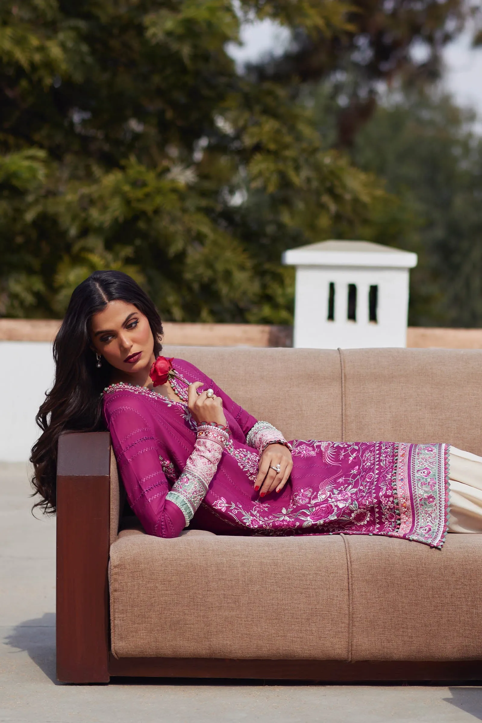 Elan Luxury Lawn Collection 2024 – AIRA (EL24-10 A)