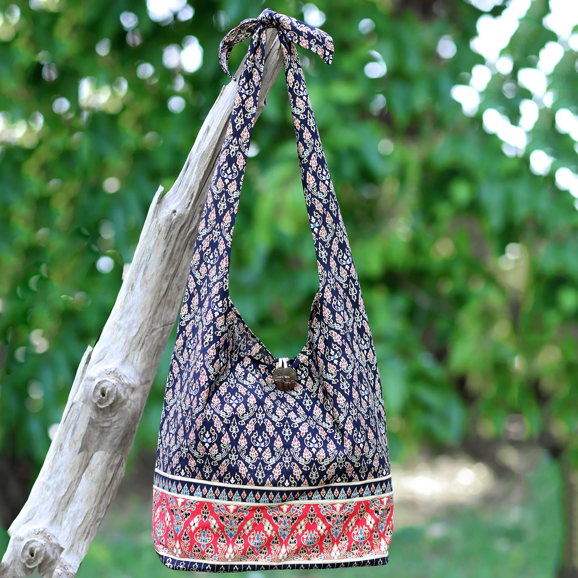 Handmade Thai Red and Black Cotton Shoulder Bag - Dramatic Thai | NOVICA