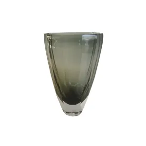 Heavy Glass Vase-Centerpiece-Quiet Luxury-Gift-Modern Design-Minimal