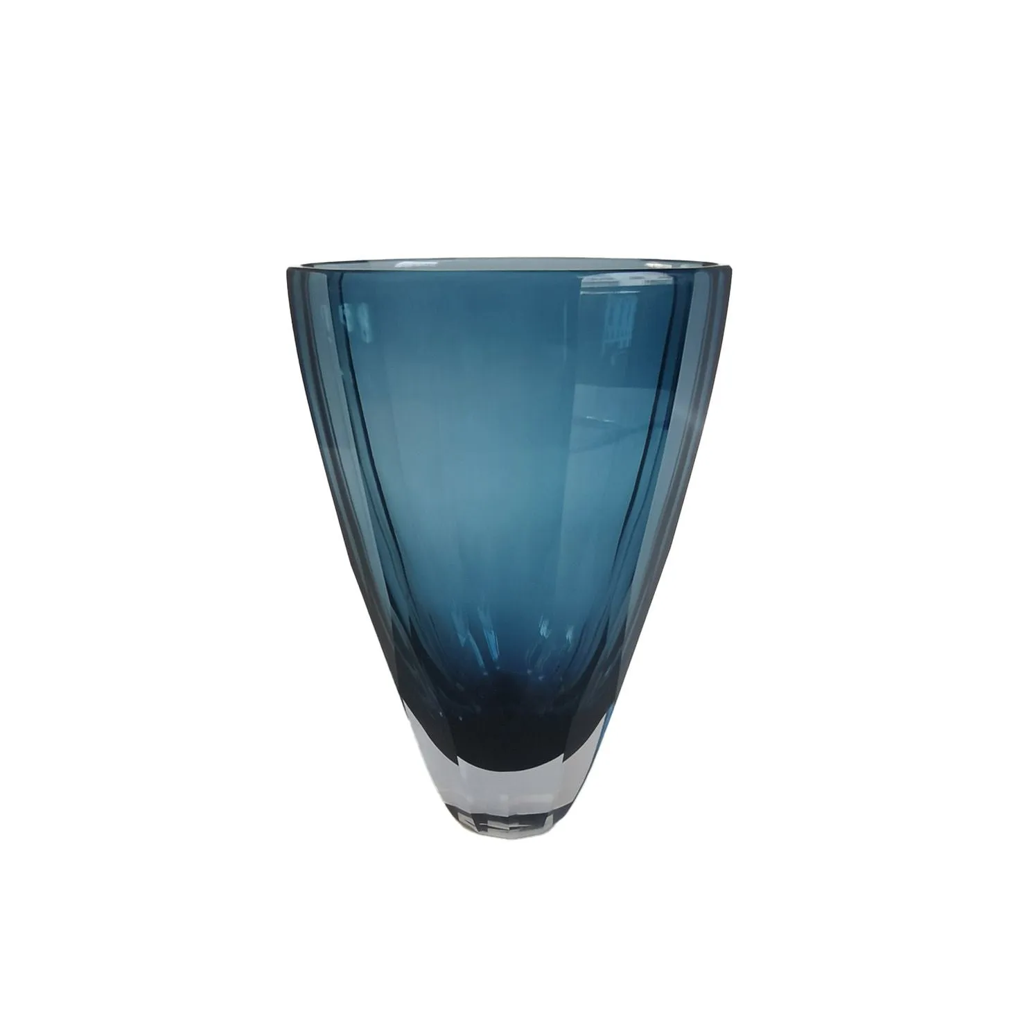 Heavy Glass Vase-Centerpiece-Quiet Luxury-Gift-Modern Design-Minimal