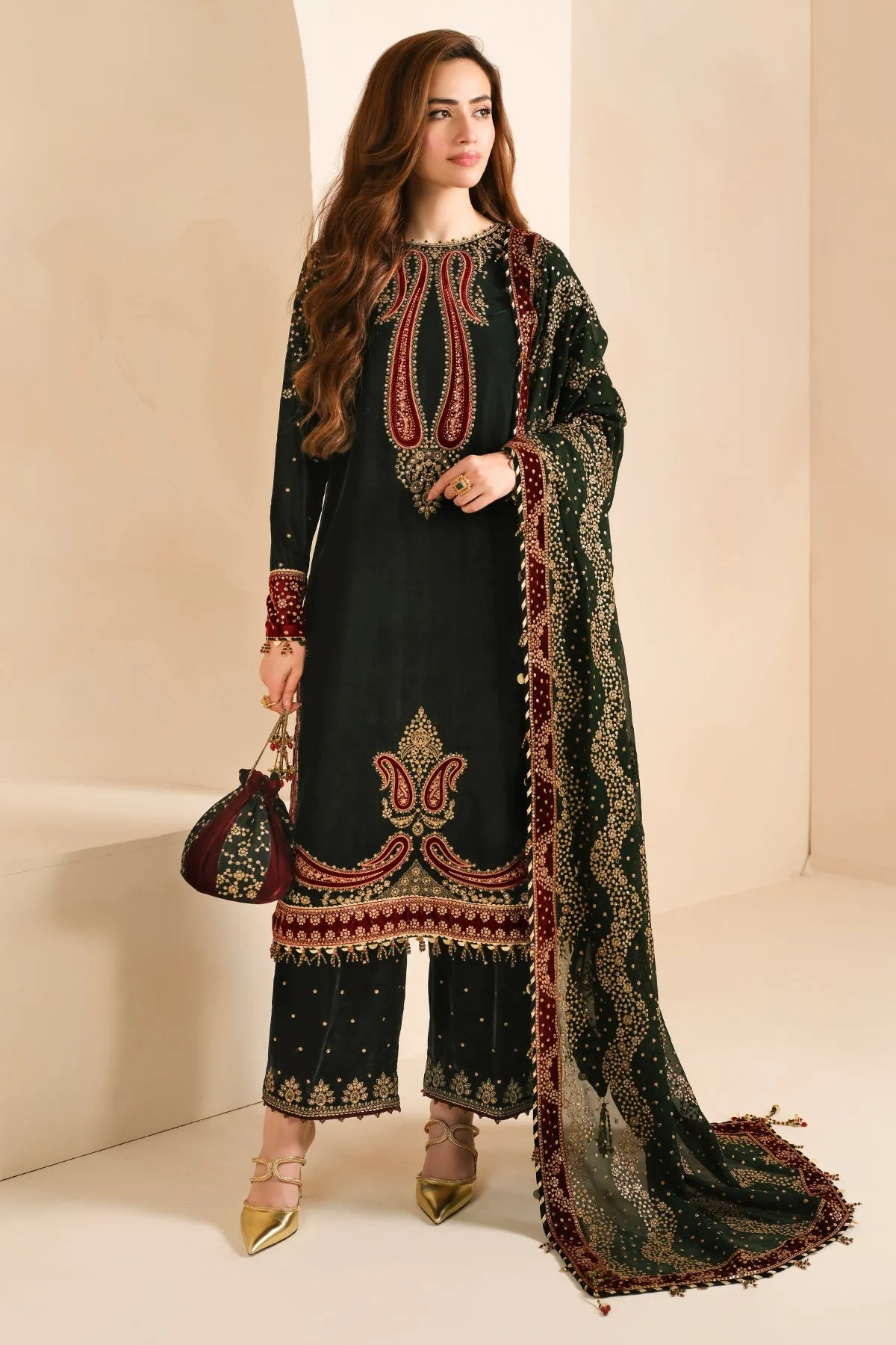 Jazmin The Velvet Edit Embroidered Formals – VF-2034