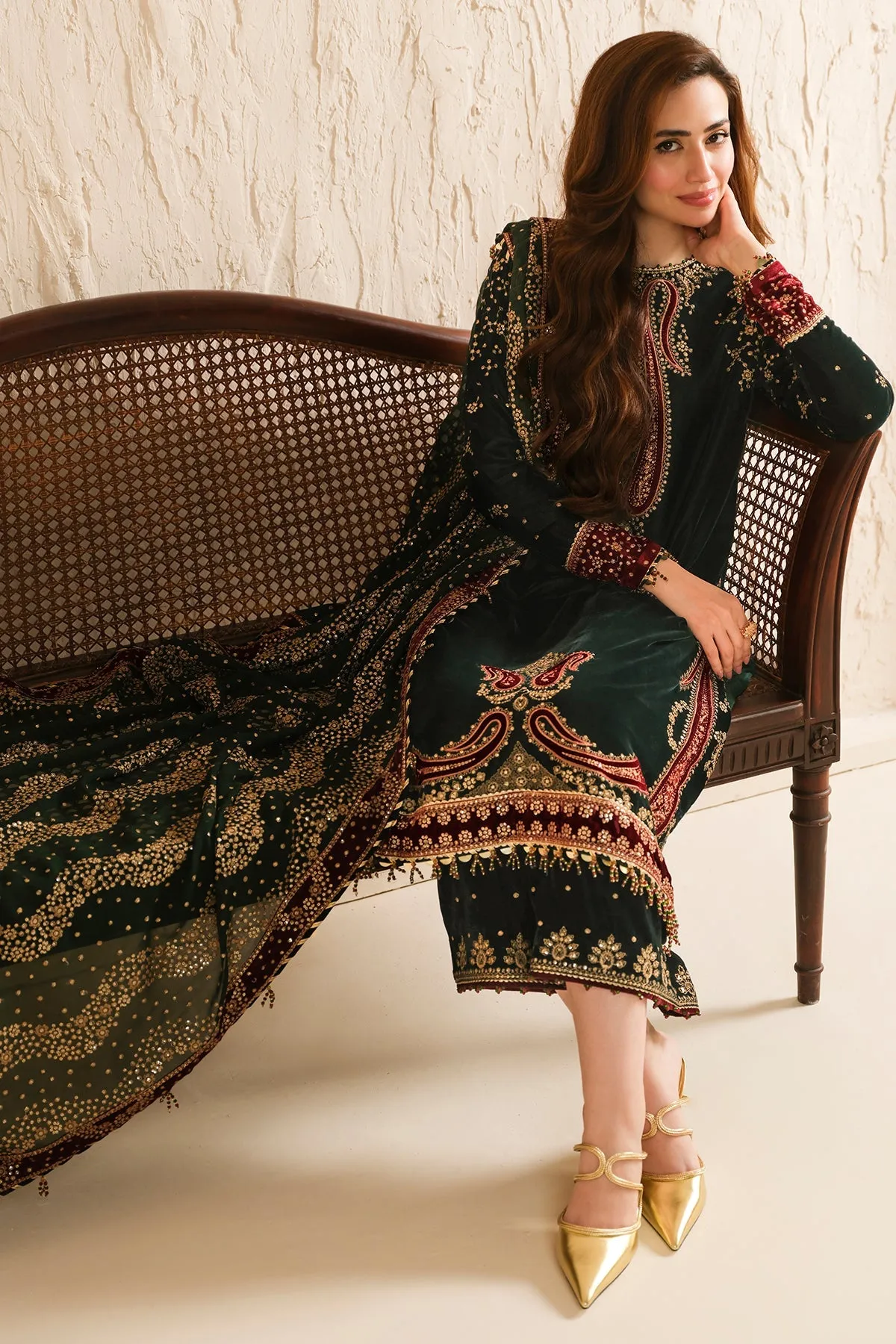 Jazmin The Velvet Edit Embroidered Formals – VF-2034