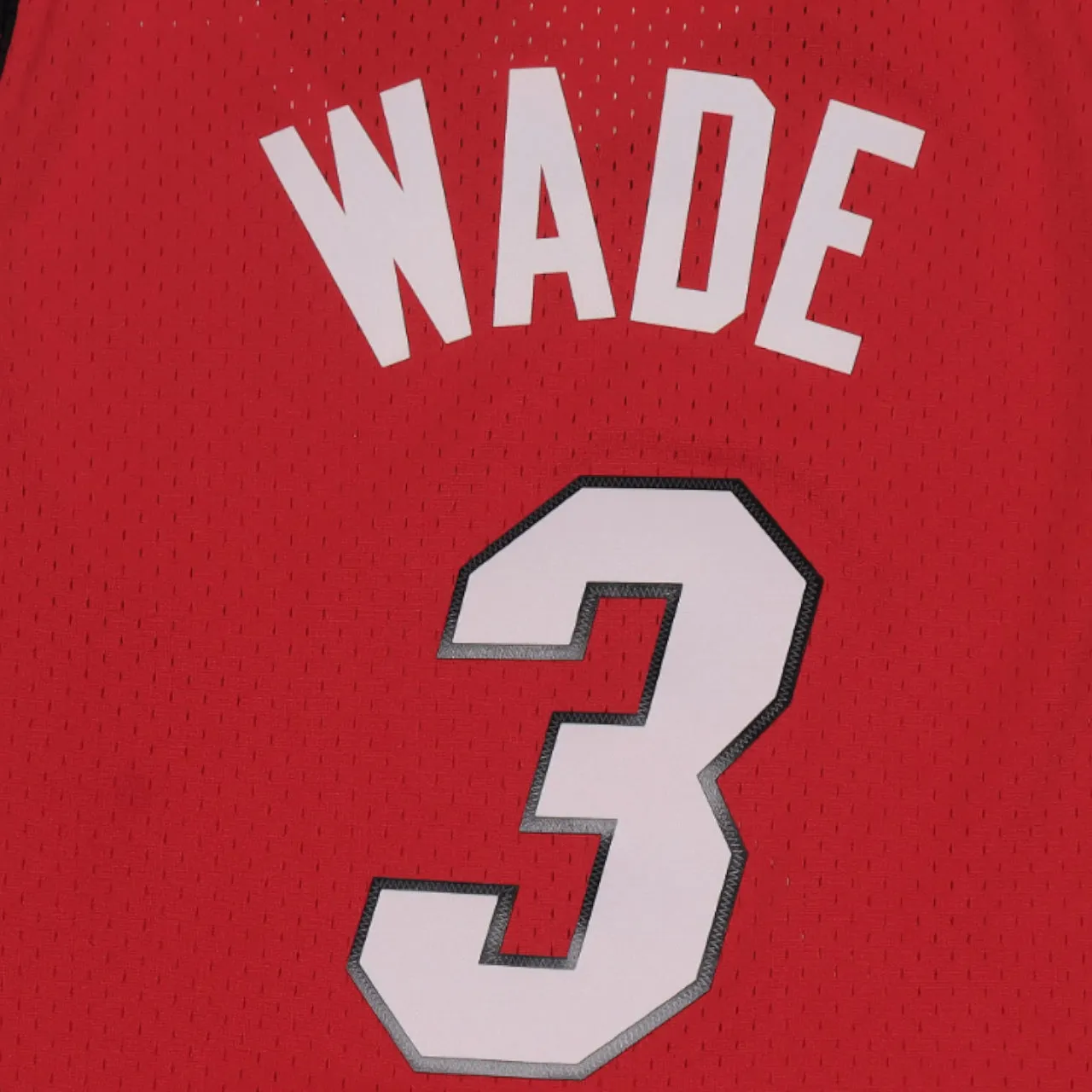 Mitchell and Ness Dwyane Wade Miami Heat 2005-2006 Alternate Swingman Jersey - Red